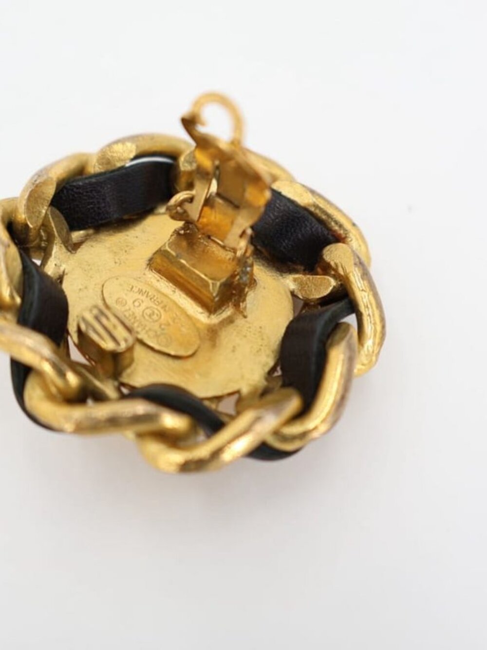 Chanel Coco Mark 29 Brooch GP and Leather Gold Scratch - Picture 7 of 8